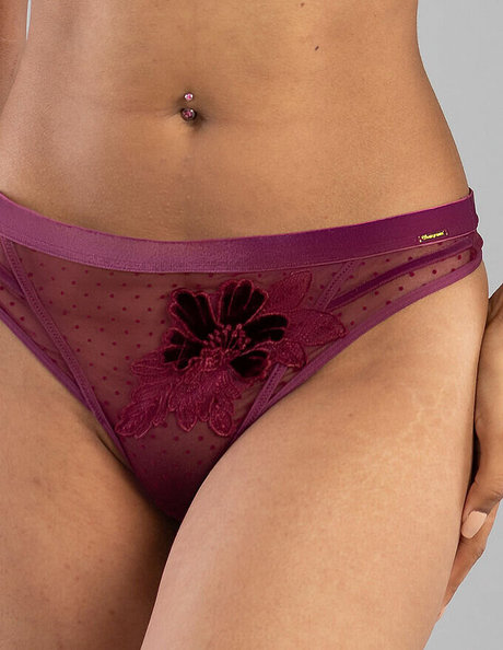 nikkirai_ art model archive