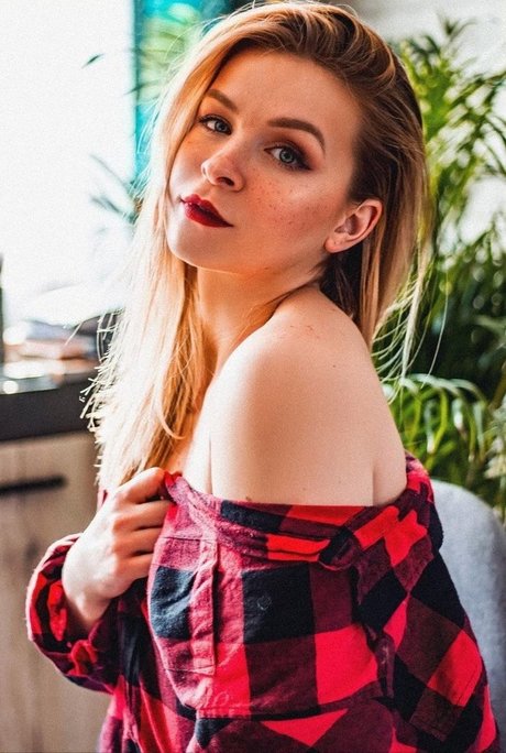 Lucy doll model adult image