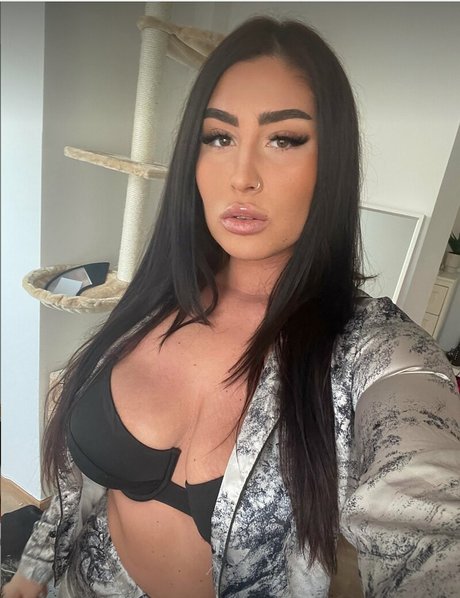 Baranyai Lanyok erotic star archive