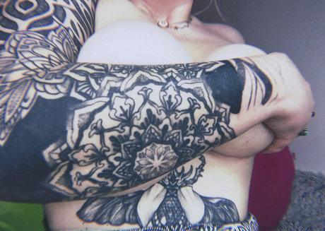 orphicgoddess hot model pic