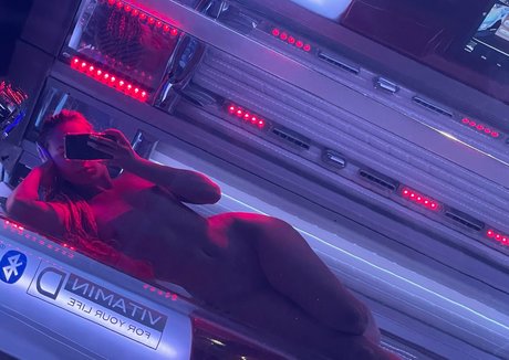 girlfriend experience onlyfans erotic image