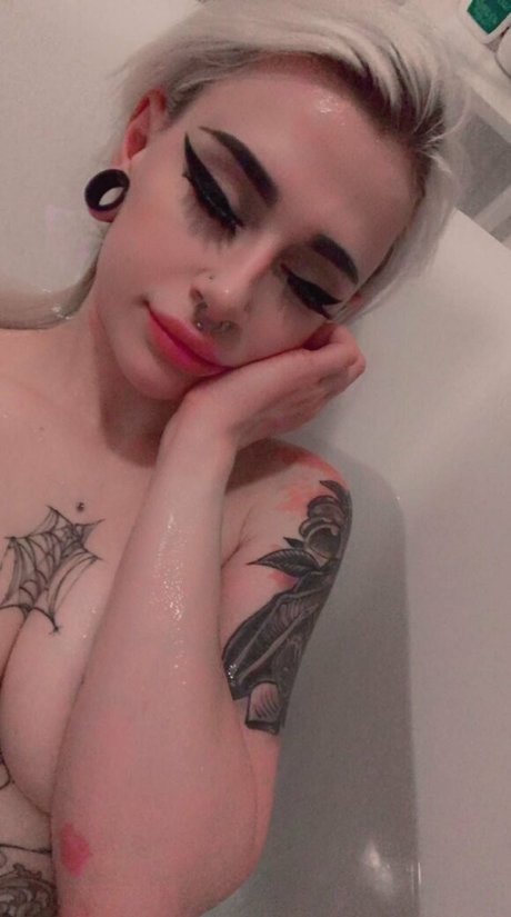 meh danni beautiful star photo