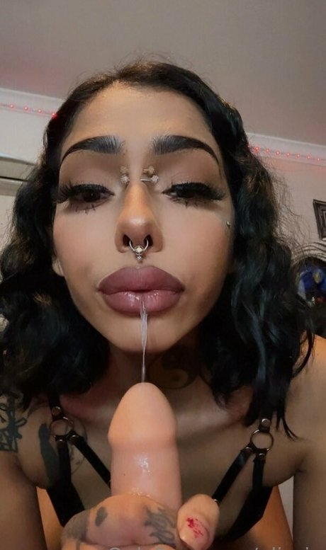 glizzjo pornstar art gallery