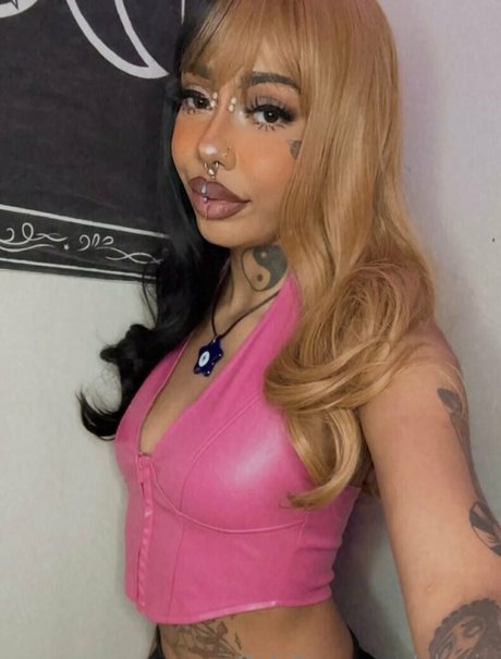 glizzjo pornographic actress archive