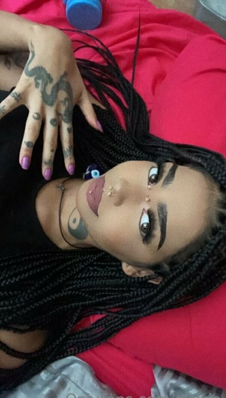 glizzjo star sexy img