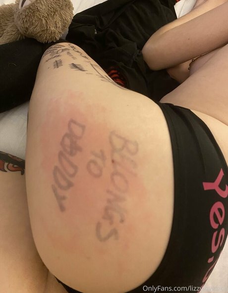 lizzylovesick pornstar sex gallery