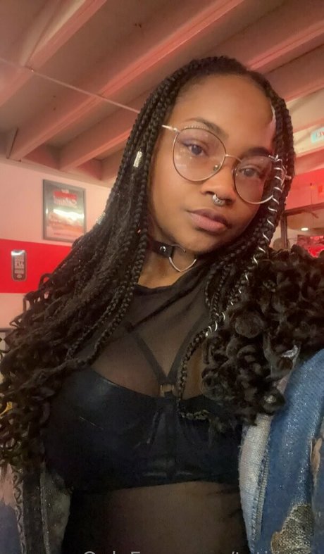 tati jpeg nudes star image