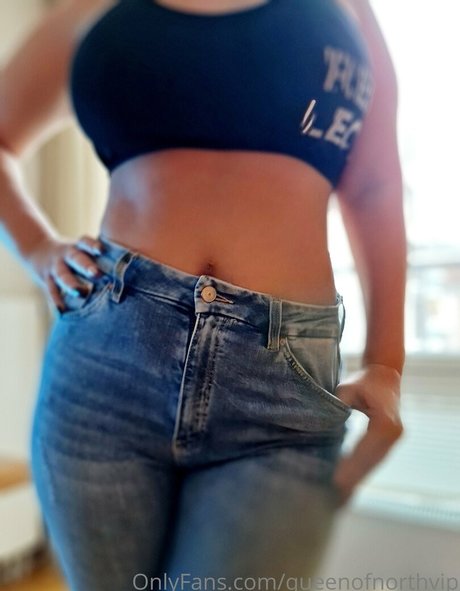 queenofnorthvip pornstar pretty photo