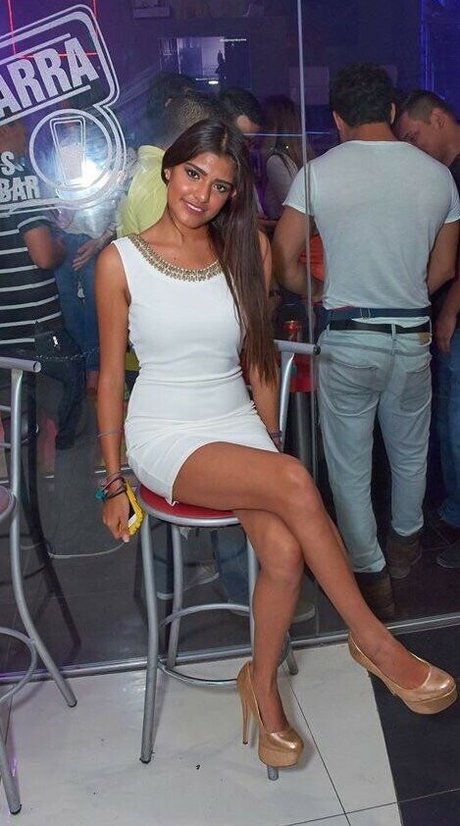 Pamela G Castillo art model image