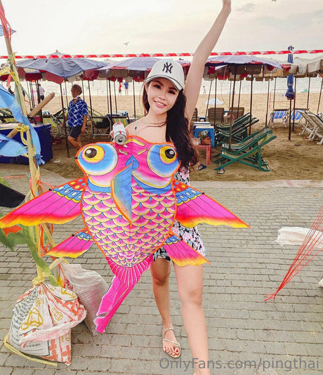 pingthai model hot photos