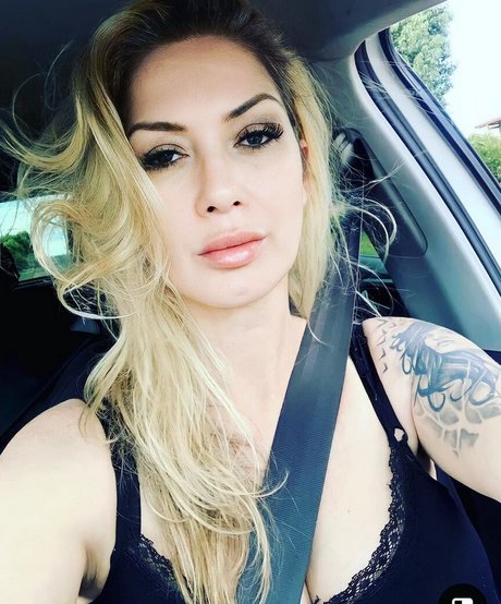 Milf Electra actress pictures