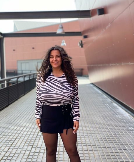 Anneris18 nudes star pics