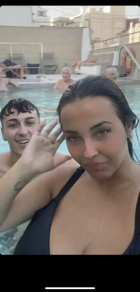 Anneris18 art pornstar photos