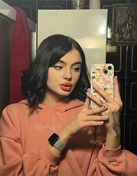 ashley killo model top photos