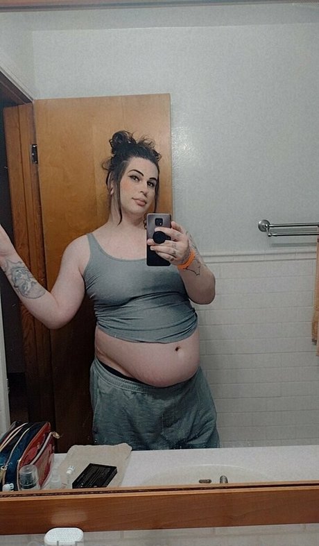 biggerplease pornographic model pics