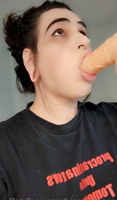 biggerplease model adult photos