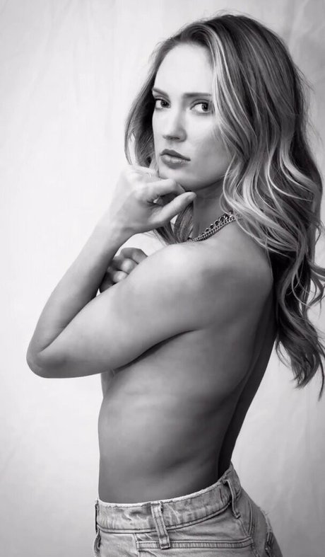 Ciara Hanna best pornstar pic