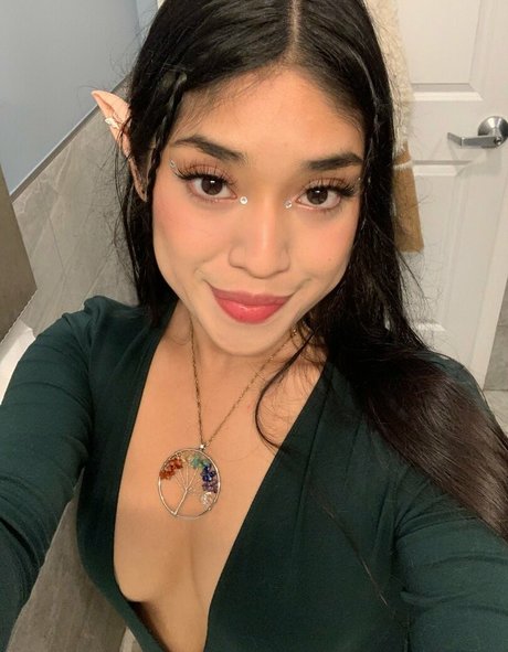 vashwty model erotic pic