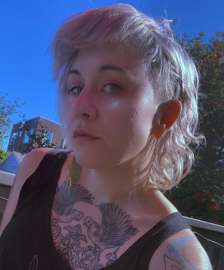 Holly Conrad model erotic photo
