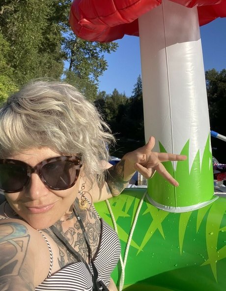Holly Conrad pornstar perfect img