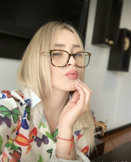 anniewillfree top model archive