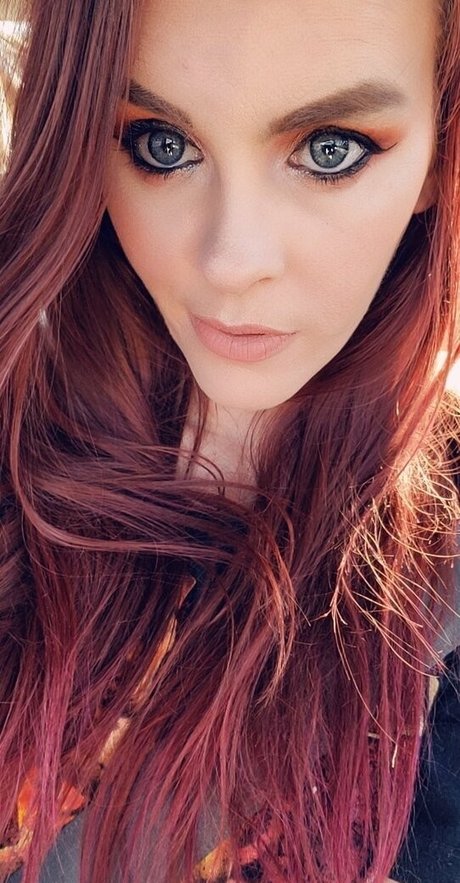 emberskyefree top model photos