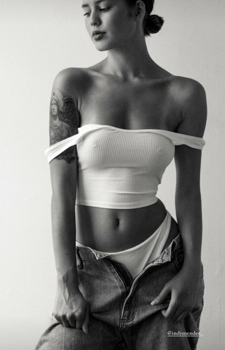 Indymendee_ star hot archive