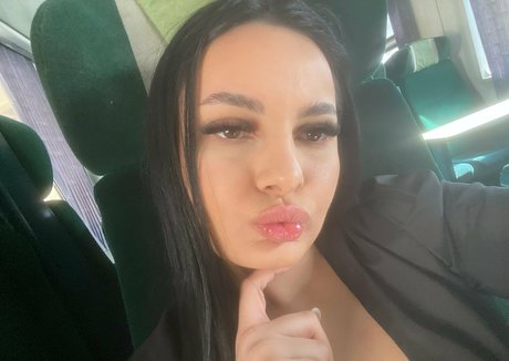 paola only star free gallery