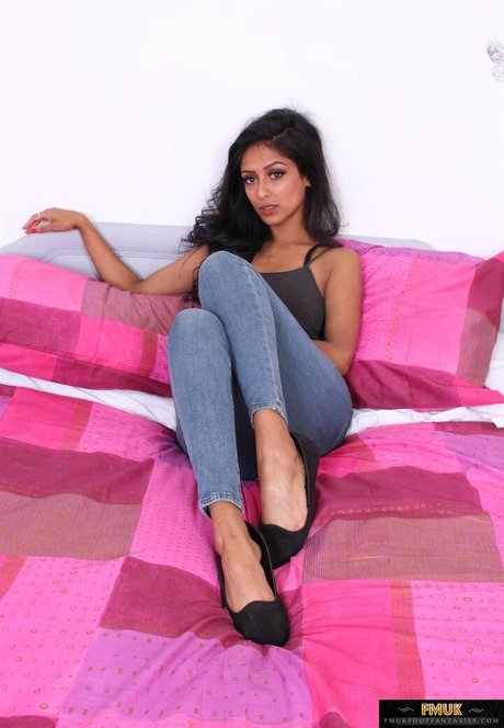 Flik Renee model porn photo