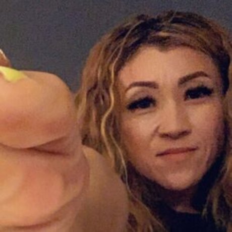 feet of unicorn model naked photos