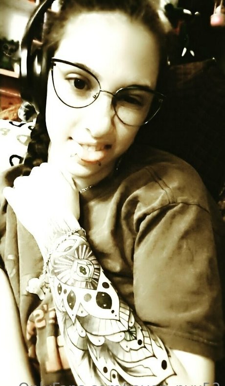 raven nyx52 model sex pics