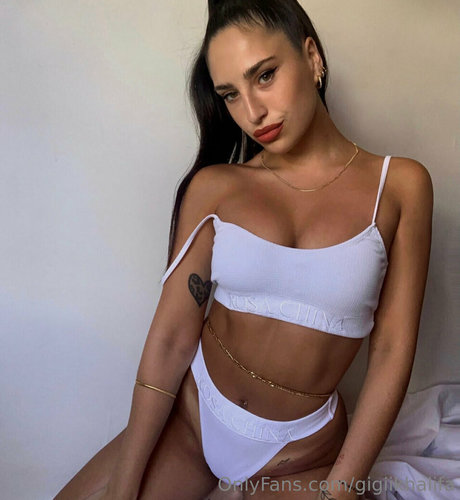 gigiikhalifa pornstar naked pic