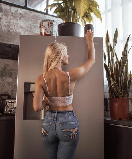 Alrun Steiner model erotic pictures