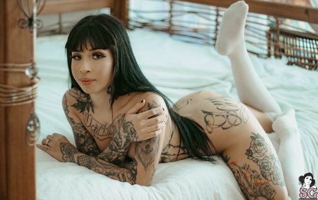 Myllaka SG hot star image