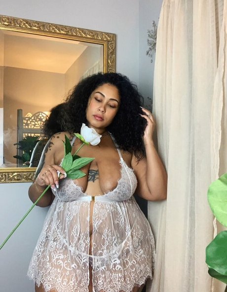 FitAndFancy_ exclusive model images