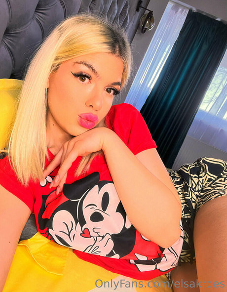 elsakroes hd star photo