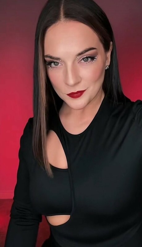 Harley Zade model hot galleries