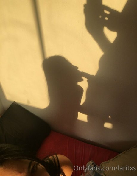 Larissa Silva Laritxs Profile pic