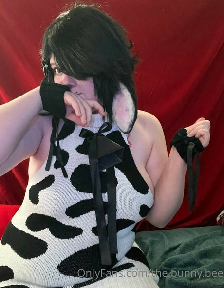 The bunny bee pornstar top image