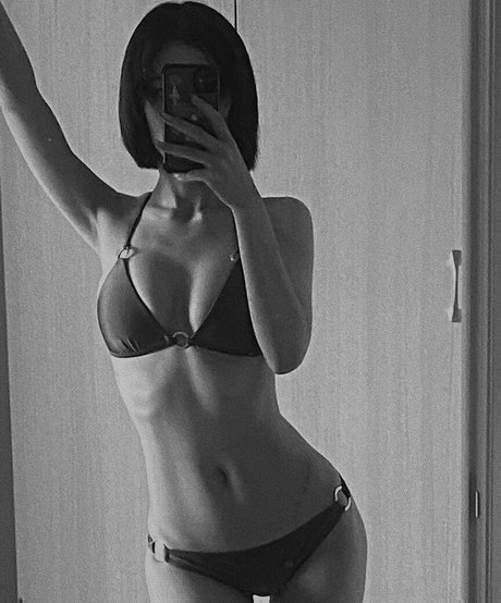 shu olivia1104 model nude galleries