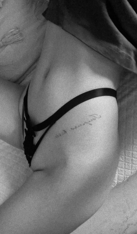 shu olivia1104 hot pornstar galleries