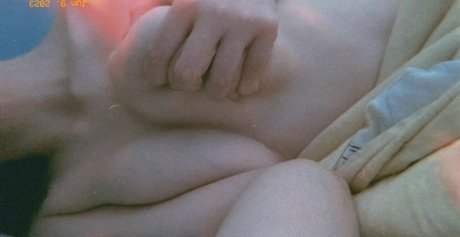 shu olivia1104 erotic actress archive