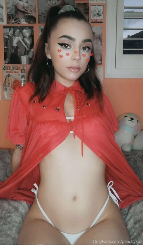 peachykaz model adult galleries