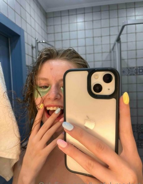 lustful modest beautiful model archive