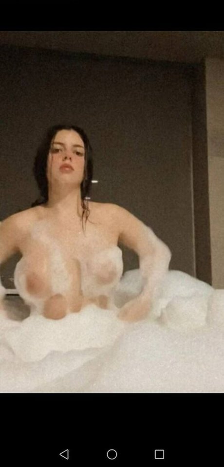 Tash Gamer art model picture