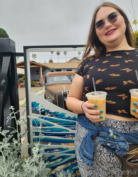 realgiantessa adult star pictures