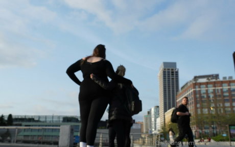 realgiantessa hd actress pics