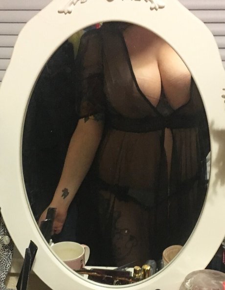 Curvysjay model sex picture