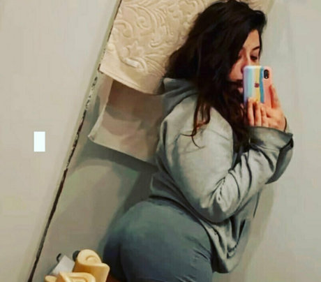 ruivinhafree pornstar naked image