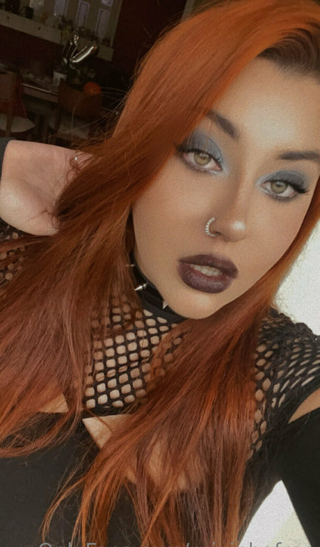 busty teen onlyfans free sexy gallery